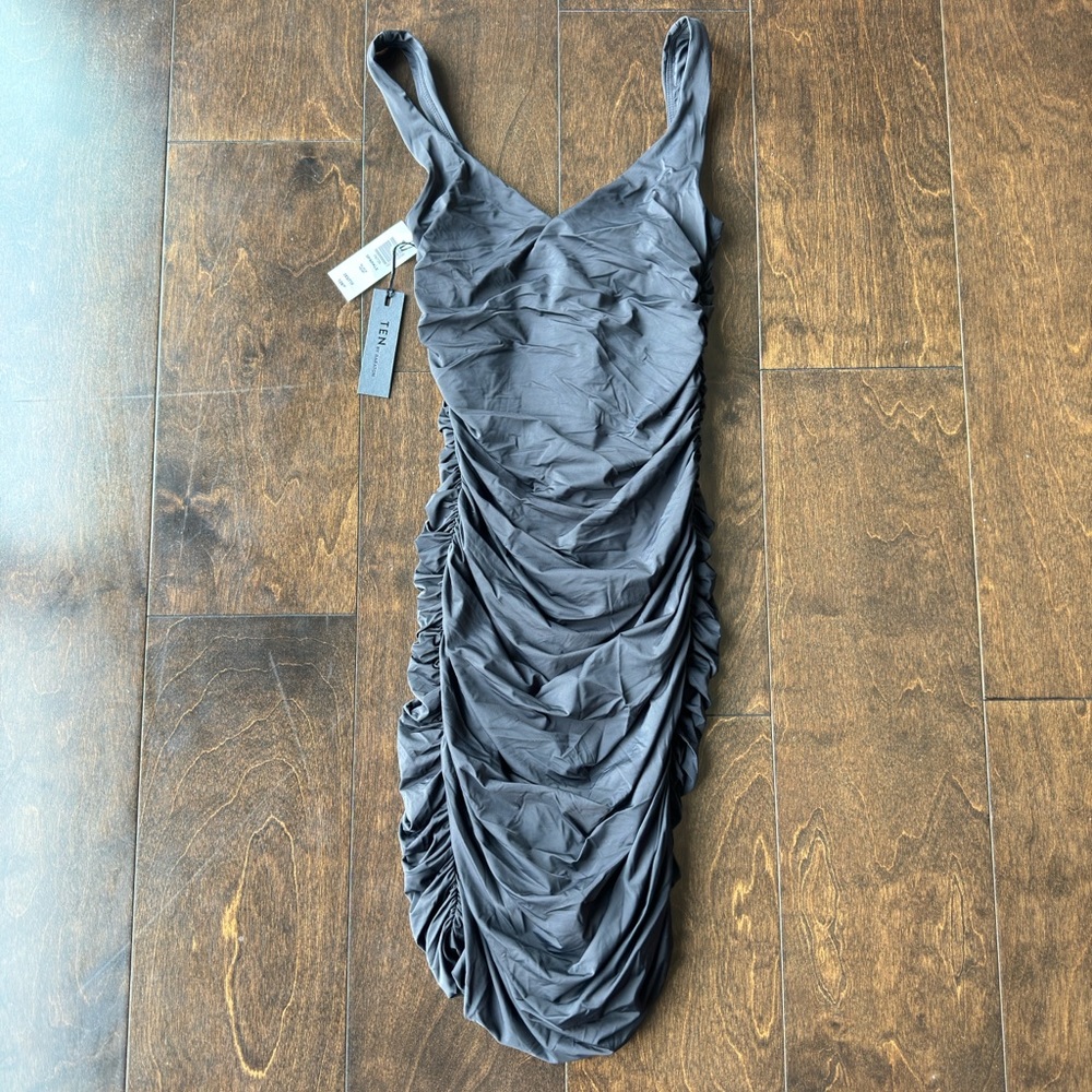 Aritzia Babaton Mini Dress. Size XXS